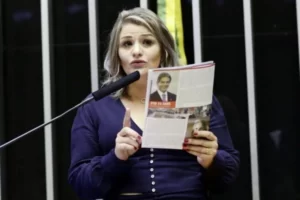 Ex-pupila de Roberto Jefferson, Graciela é acusada de falsificação