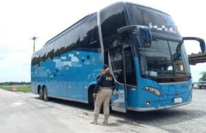 Jovem que fugiu de Alagoas é encontrada pela PRF em Caruaru